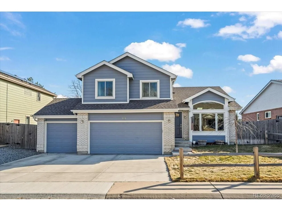 Unit for sale at 908 Cinnamon Ln, Louisville, CO 80027
