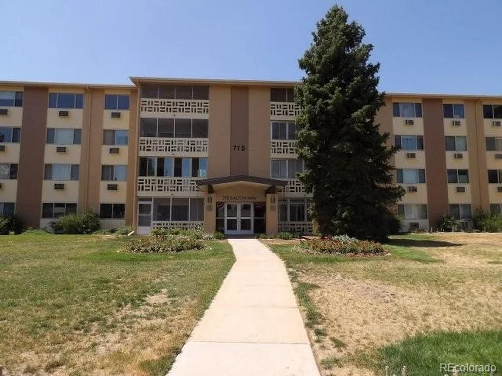 Unit for sale at 715 S Alton Way, Denver, CO 80247