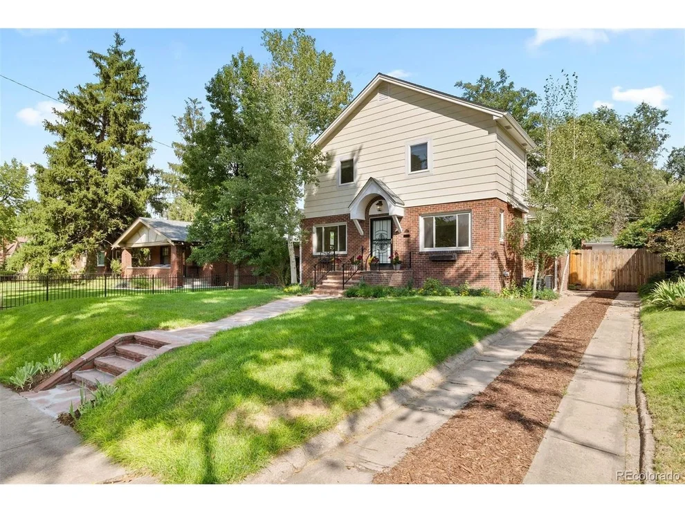Unit for sale at 2044 Ivy St, Denver, CO 80207