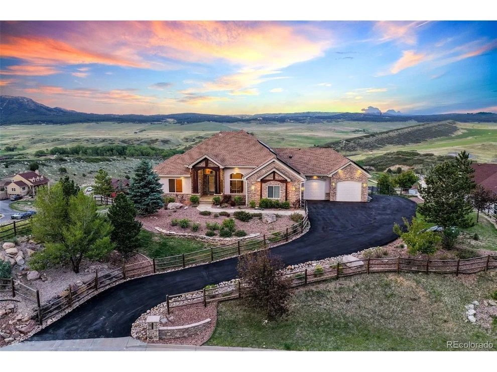 Unit for sale at 5441 Country Club Dr, Larkspur, CO 80118