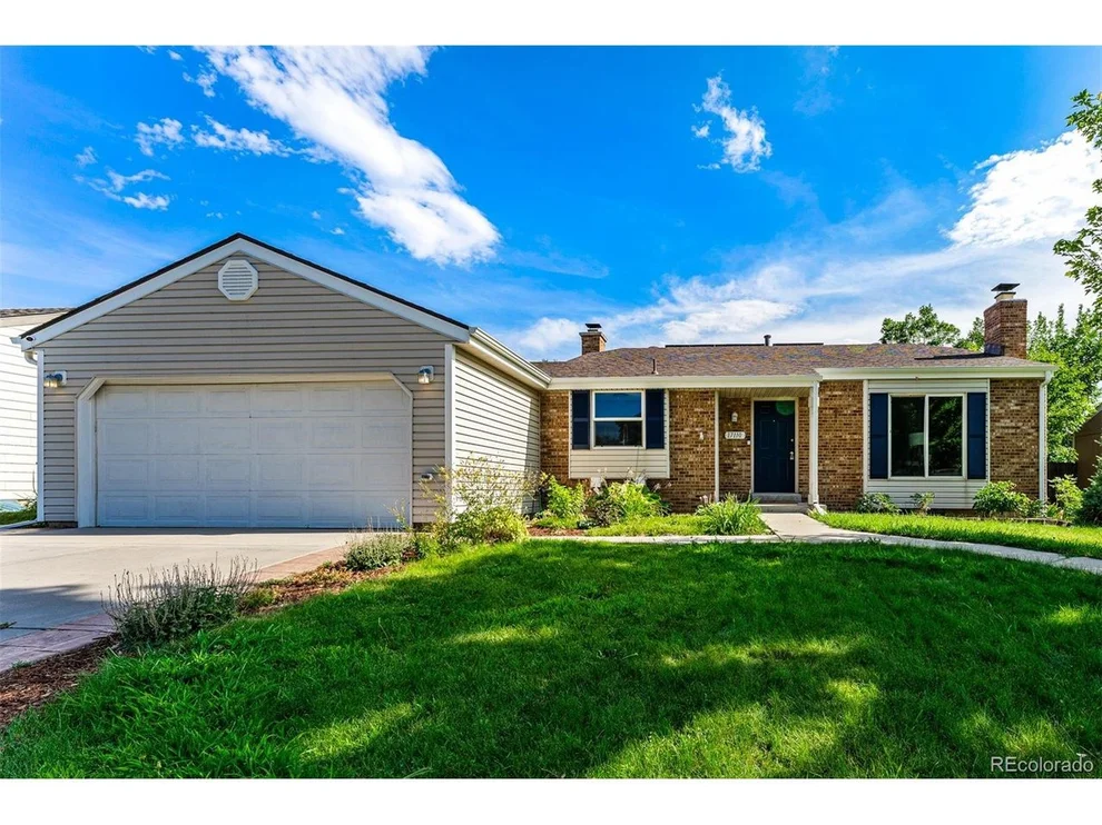 Unit for sale at 17110 E Progress Cir, Centennial, CO 80015