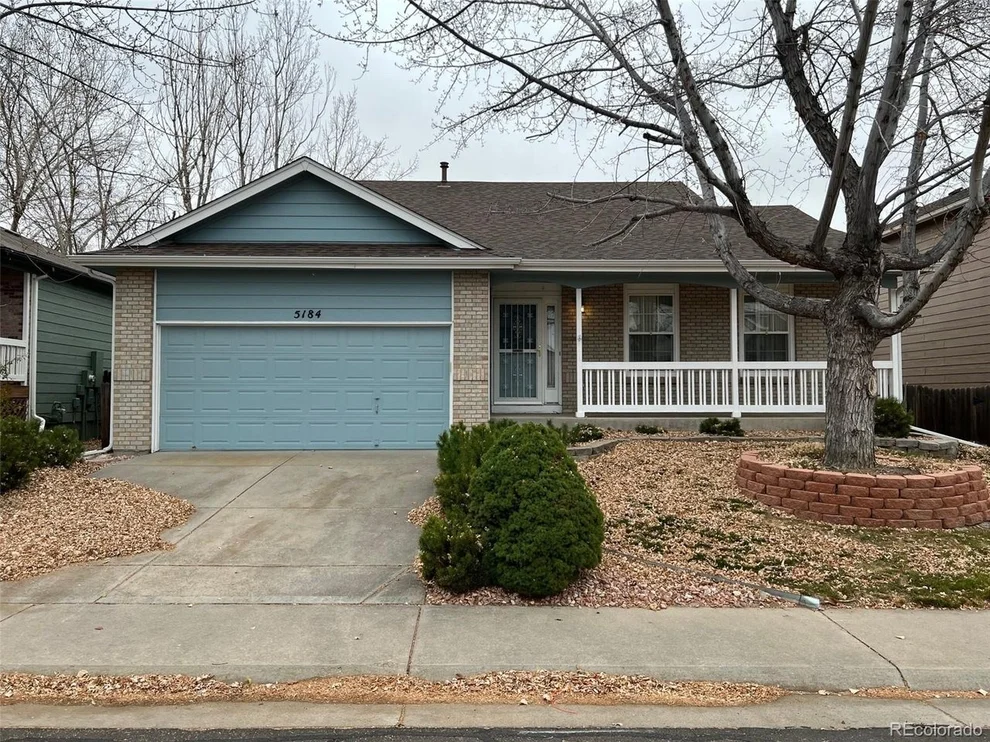 Unit for sale at 5184 S Liverpool Way, Aurora, CO 80015