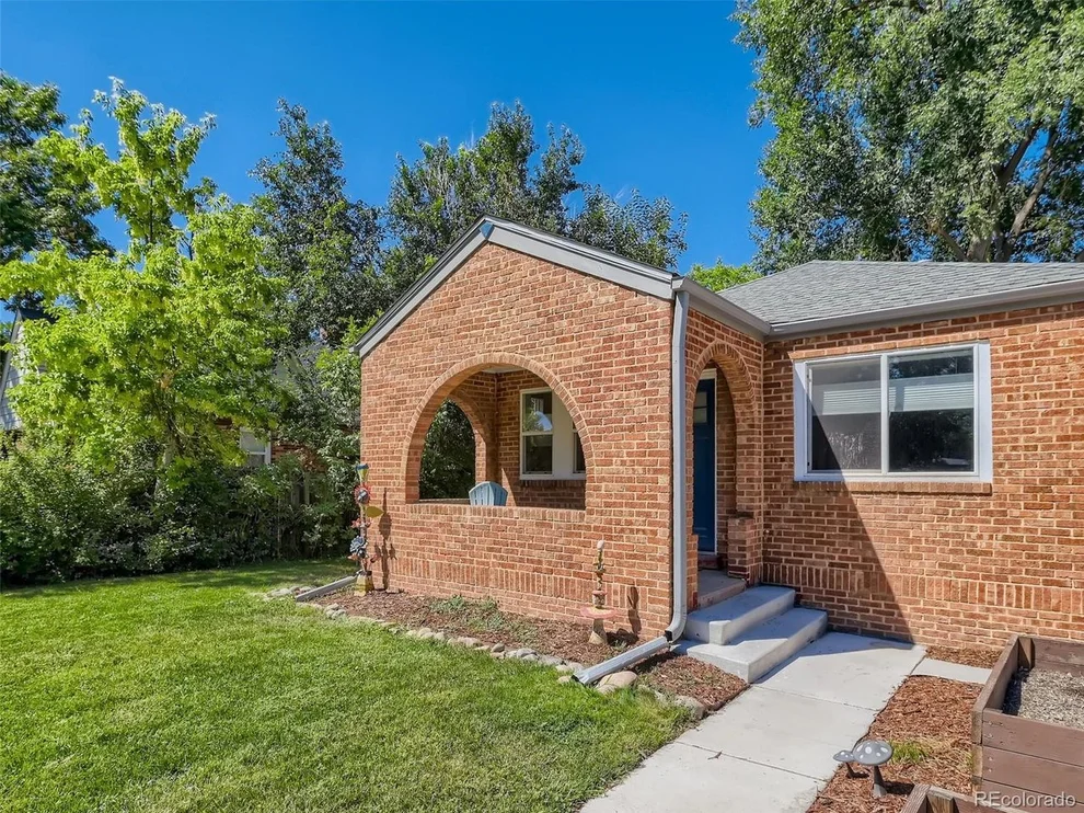 Unit for sale at 2777 S Pennsylvania St, Englewood, CO 80113