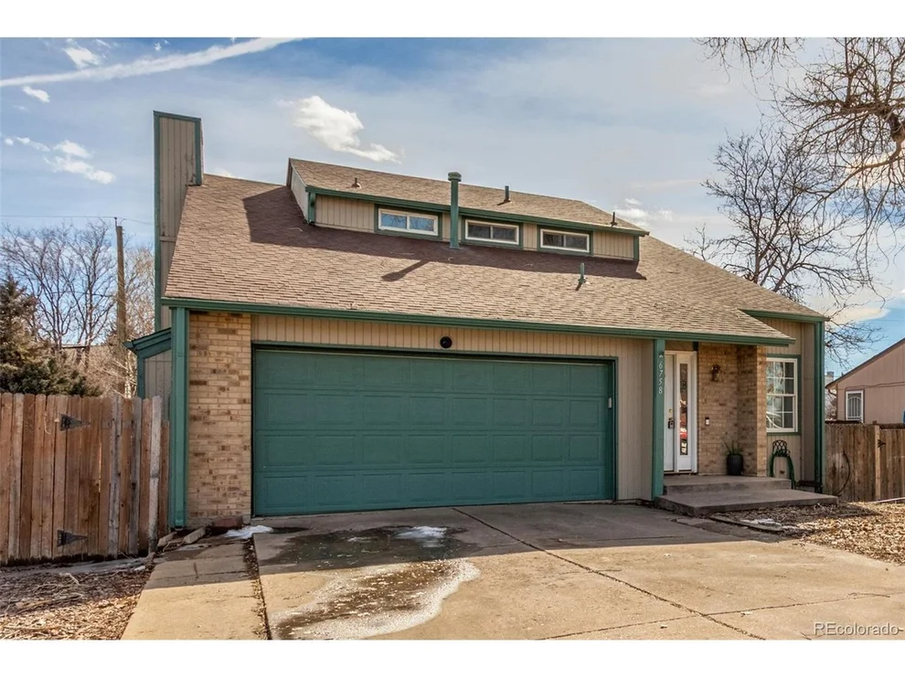 Unit for sale at 6758 W Louisiana Pl, Lakewood, CO 80232