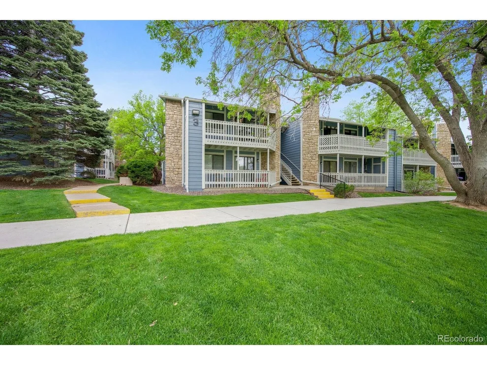 Unit for sale at 8335 Fairmount Dr, Denver, CO 80247
