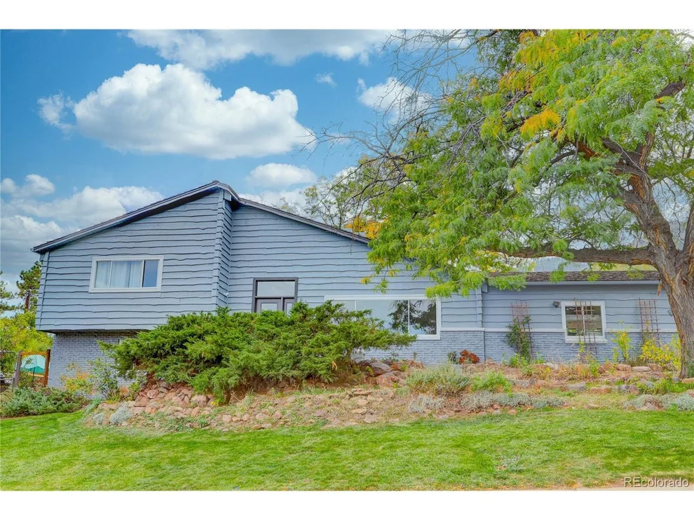 Unit for sale at 2059 Goldenvue Dr, Golden, CO 80401