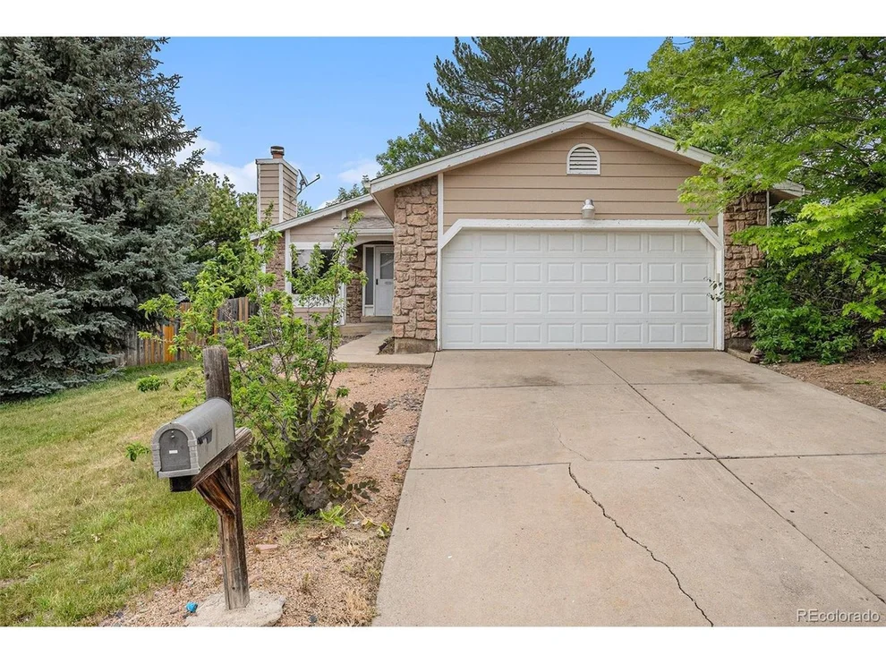 Unit for sale at 2750 S Rifle St, Aurora, CO 80013
