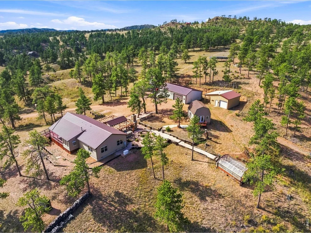Unit for sale at 557 Red Bluff Rd, Livermore, CO 80536