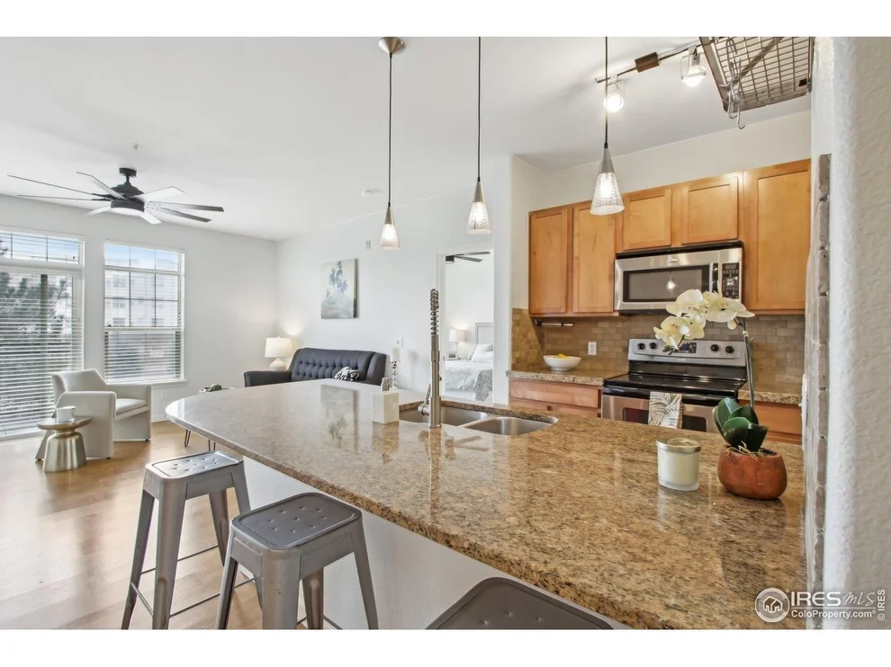 Unit for sale at 13456 Via Varra, Broomfield, CO 80020