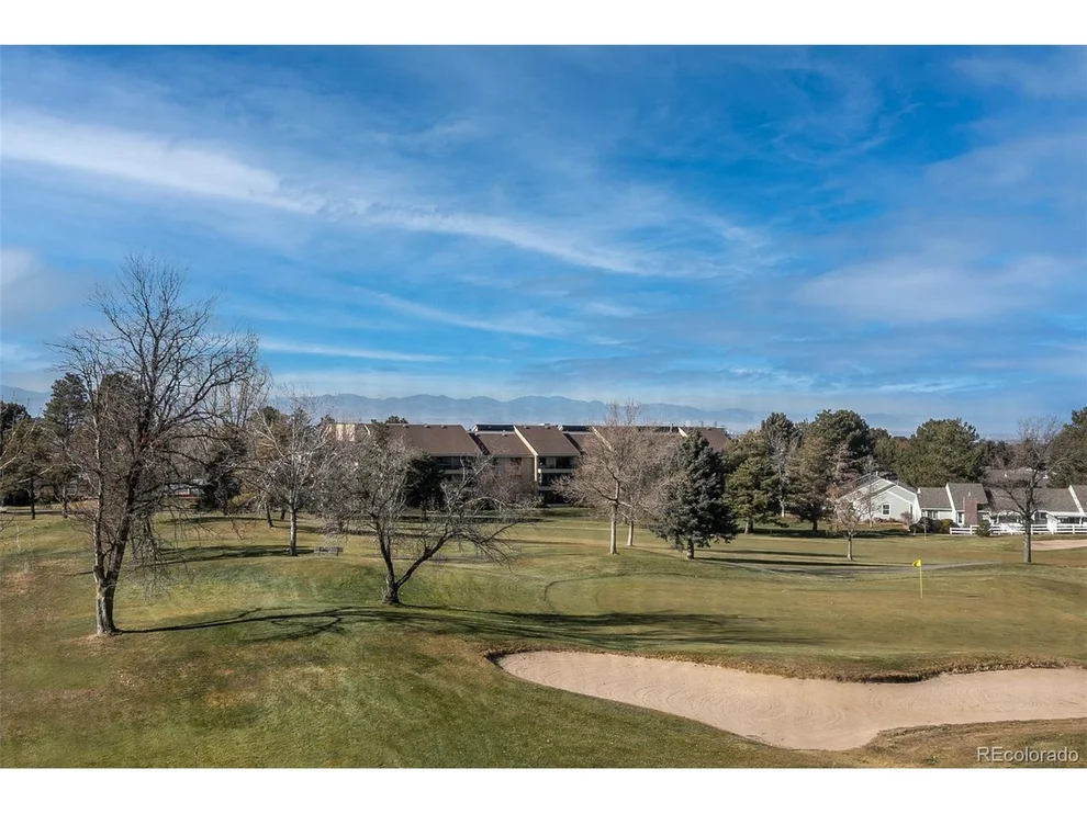 Unit for sale at 13901 E Marina Dr, Aurora, CO 80014