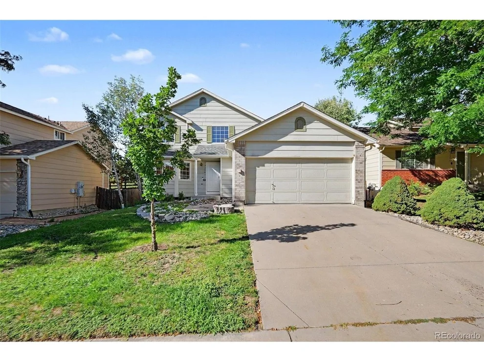 Unit for sale at 23541 Broadmoor Dr, Parker, CO 80138