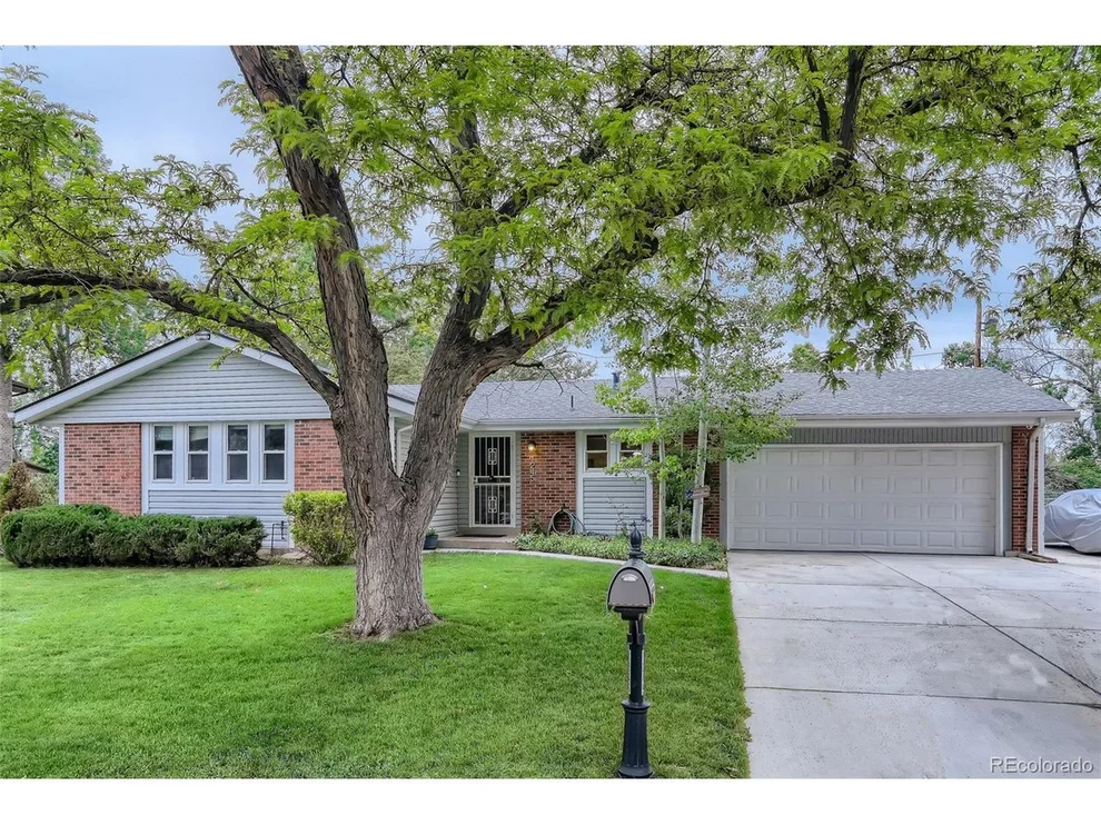 Unit for sale at 1245 W Hinsdale Dr, Littleton, CO 80120
