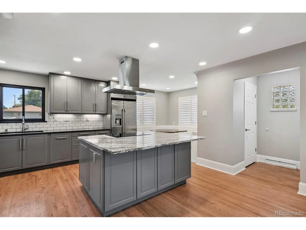 Unit for sale at 10595 E 23rd Ave, Aurora, CO 80010