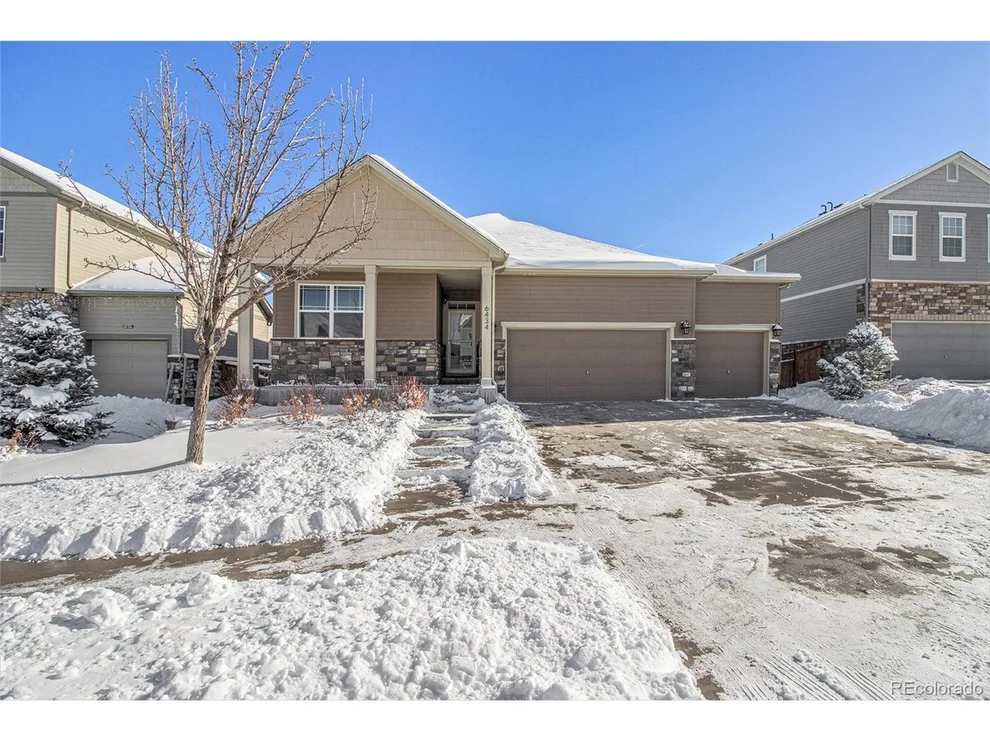 Unit for sale at 6434 N Ensenada Ct, Aurora, CO 80019