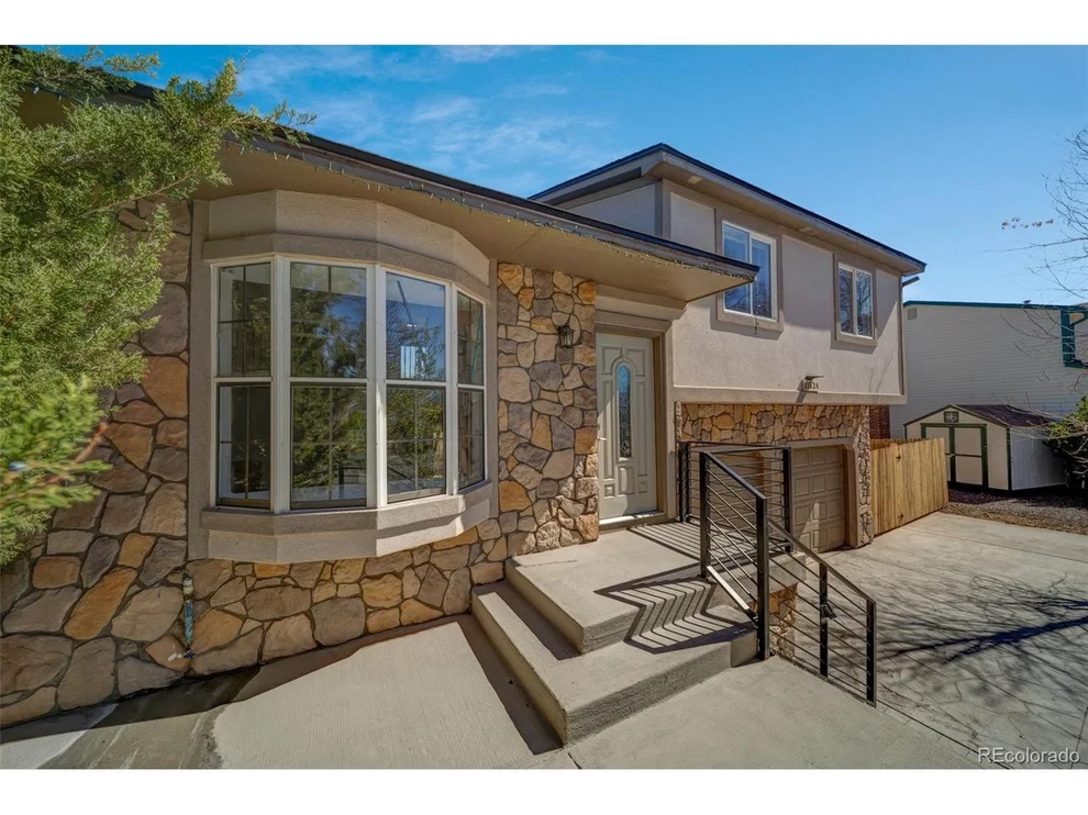 Unit for sale at 11538 E Highline Pl, Aurora, CO 80010