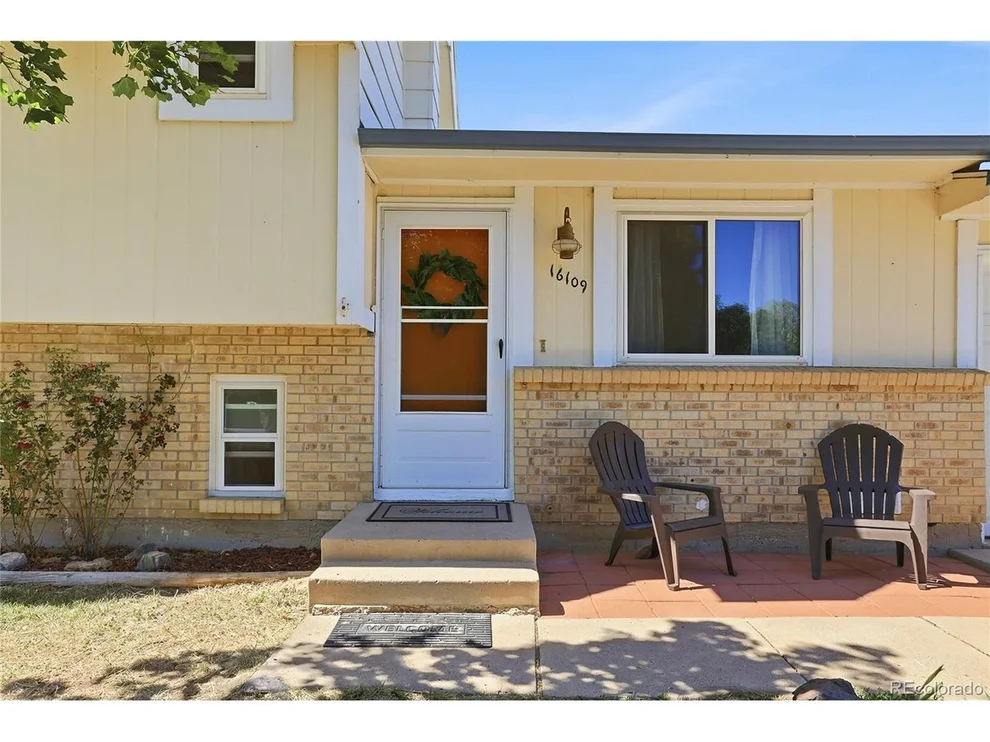 Unit for sale at 16109 E Montana Pl, Aurora, CO 80017