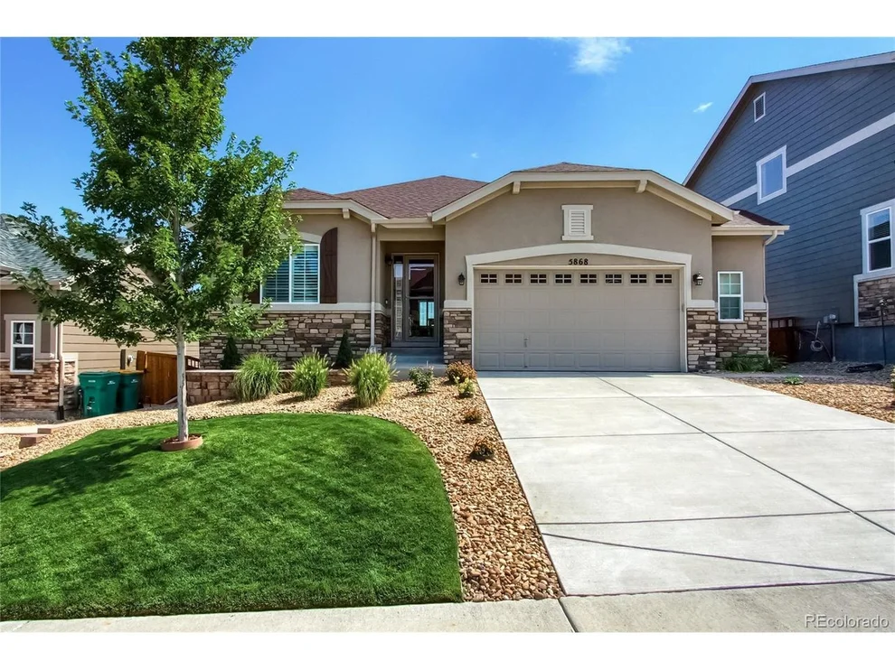 Unit for sale at 5868 Haywagon Ln, Castle Rock, CO 80108