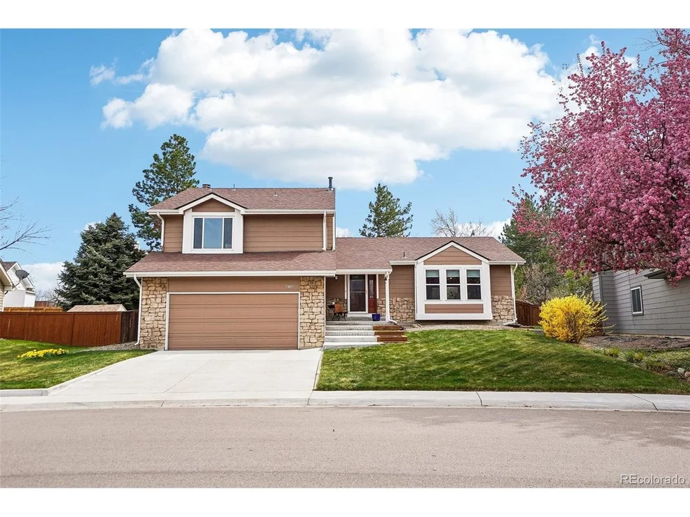 Unit for sale at 7407 E Long Cir, Centennial, CO 80112