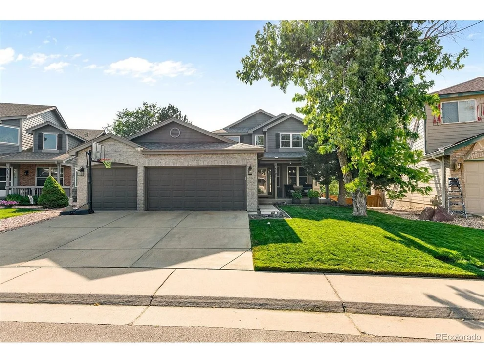 Unit for sale at 5101 S Olathe Cir, Centennial, CO 80015