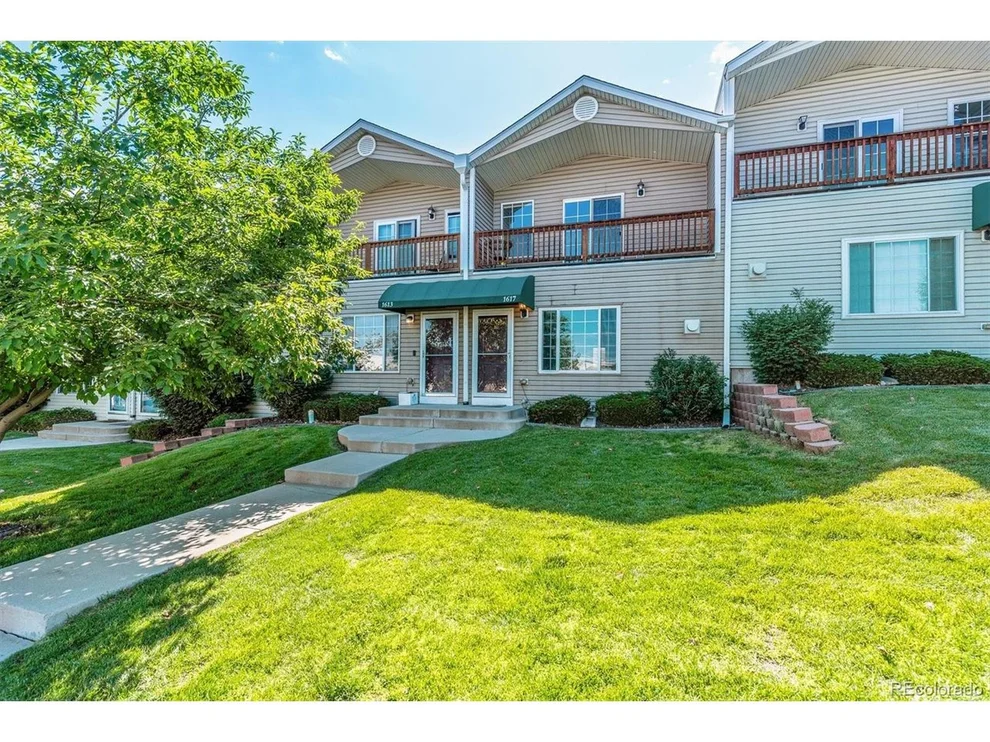 Unit for sale at 1617 Robb St, Lakewood, CO 80215