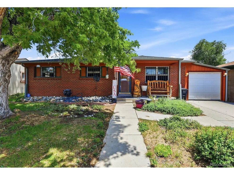 Unit for sale at 12374 Olmsted Dr, Denver, CO 80239