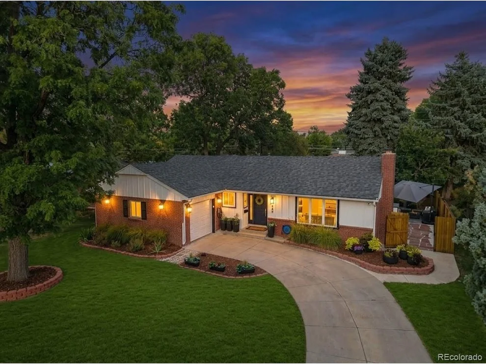 Unit for sale at 980 S Hudson St, Denver, CO 80246