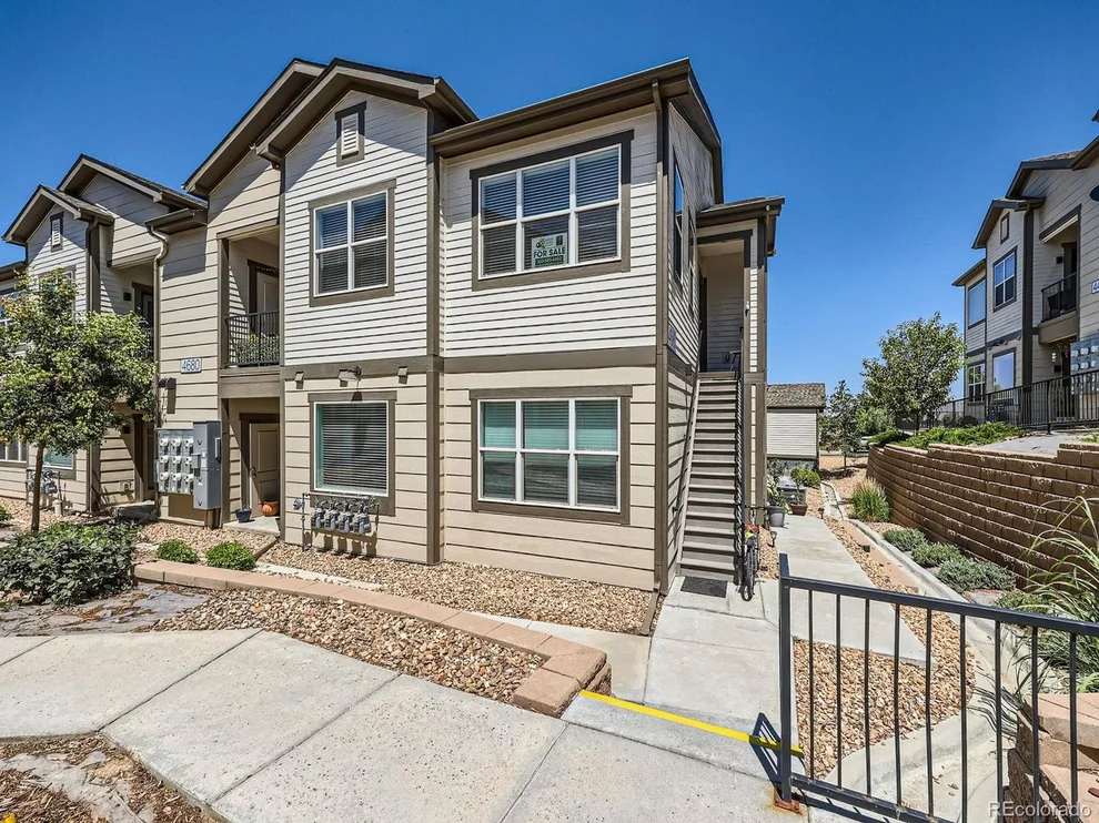 Unit for sale at 4680 Copeland Loop, Highlands Ranch, CO 80126