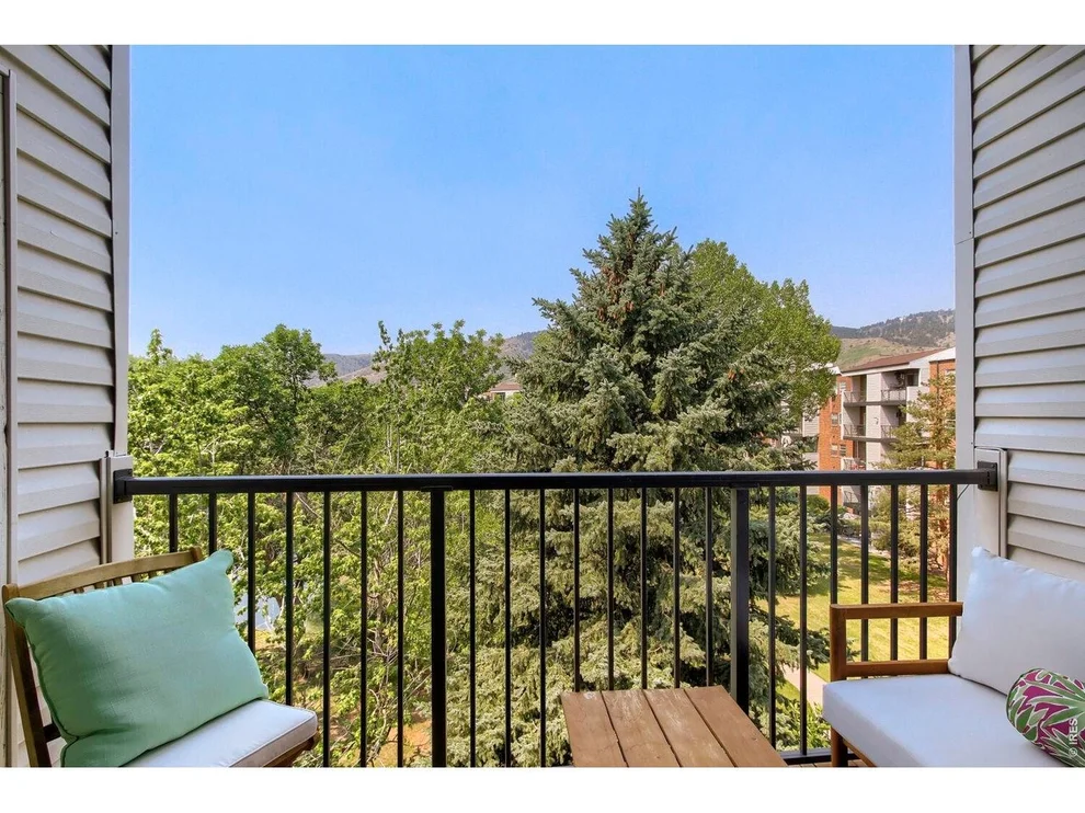 Unit for sale at 1150 Golden Cir, Golden, CO 80401