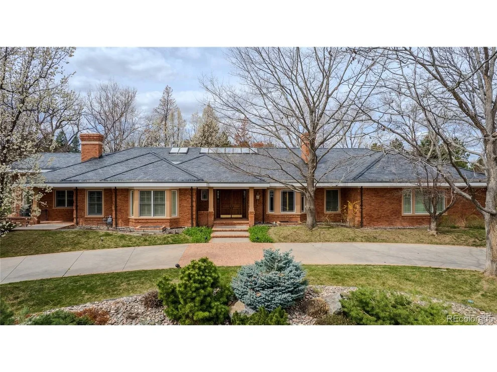 Unit for sale at 5405 S Cottonwood Ct, Greenwood Village, CO 80121