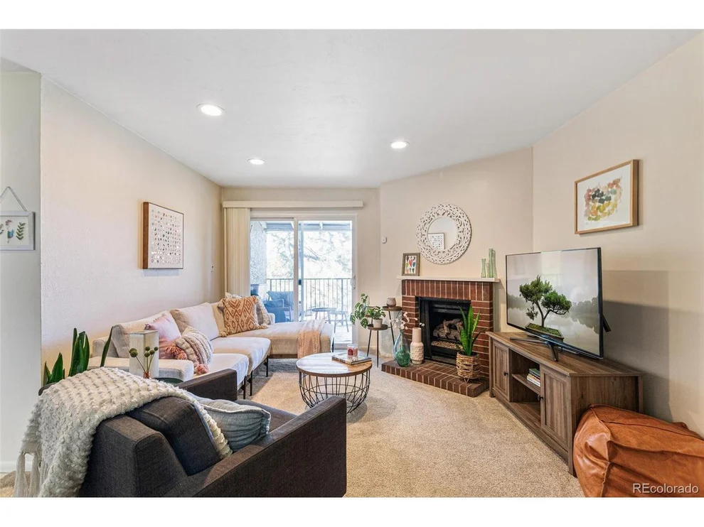 Unit for sale at 5300 E Cherry Creek South Dr, Denver, CO 80246