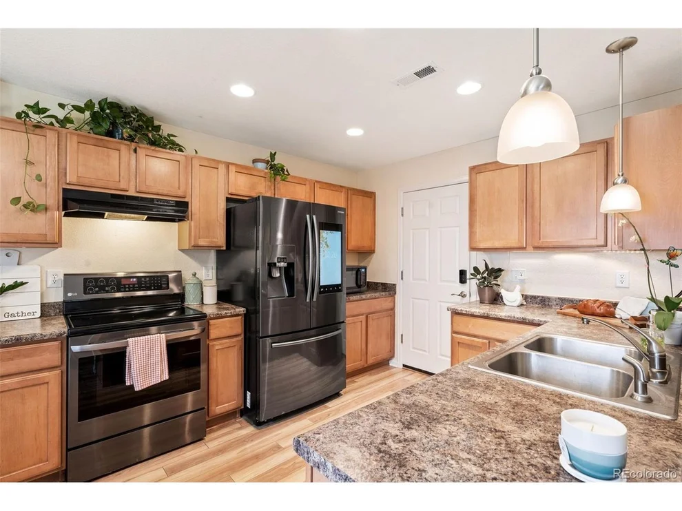 Unit for sale at 10433 Forester Pl, Longmont, CO 80504
