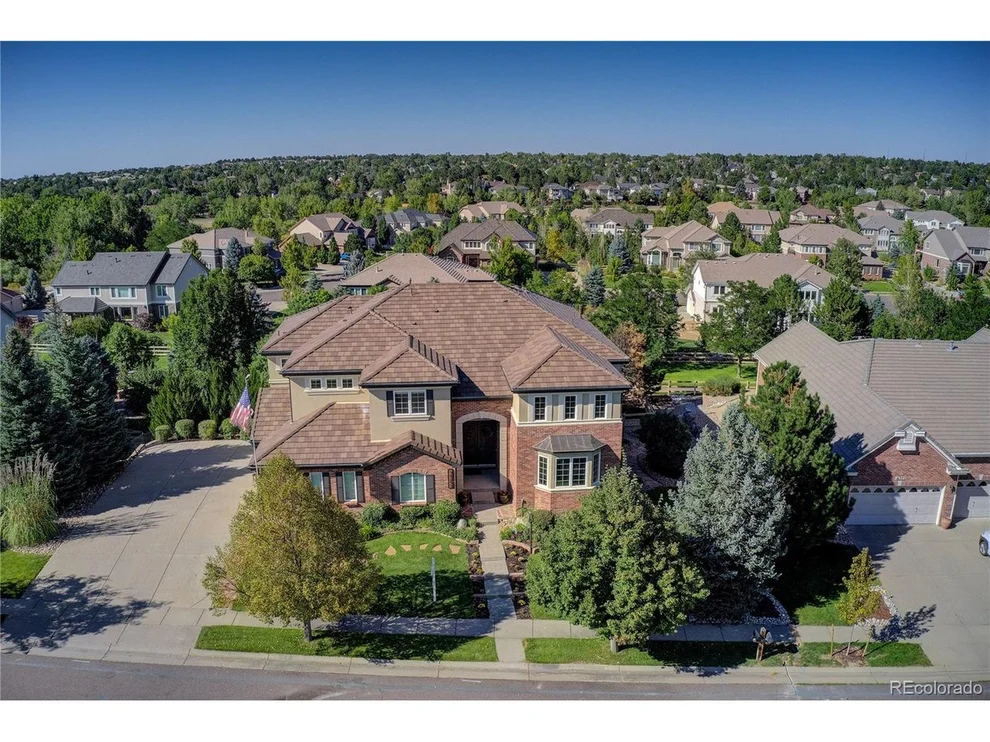 Unit for sale at 16293 E Lake Dr, Centennial, CO 80016