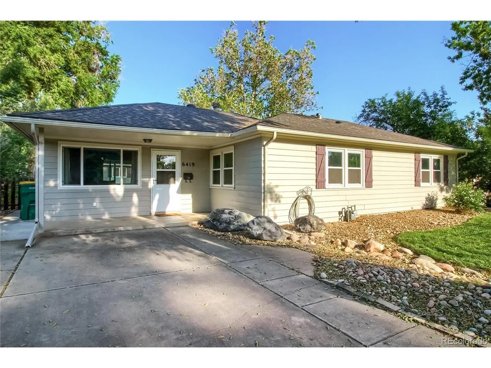 Unit for sale at 6419 S Windermere St, Littleton, CO 80120