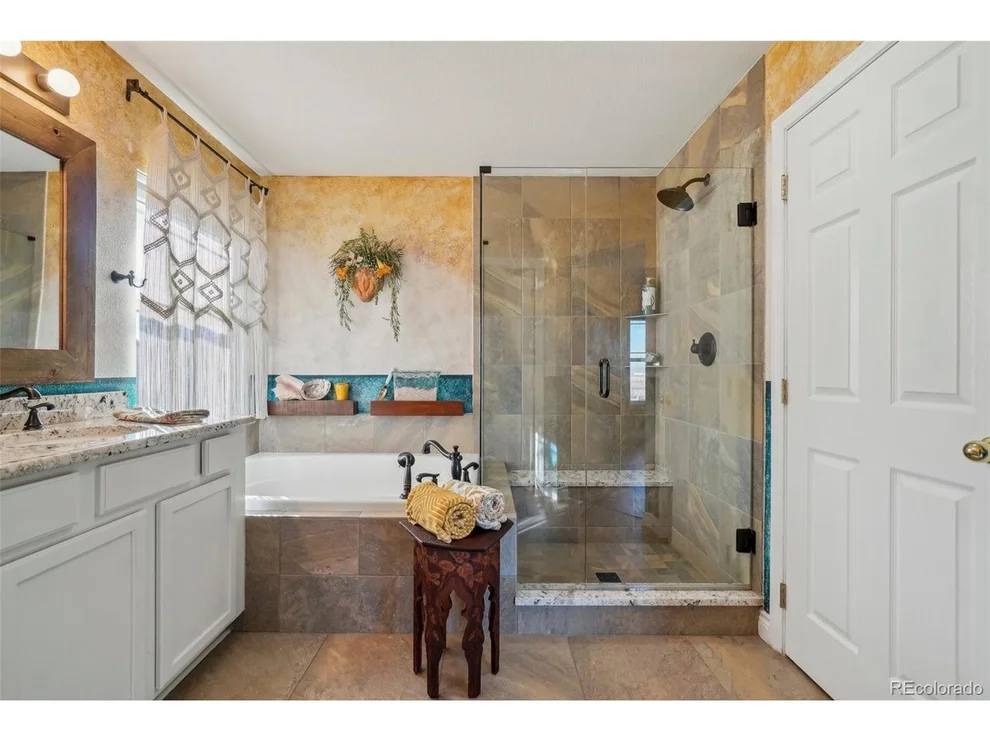 Unit for sale at 25123 E 5th Ave, Aurora, CO 80018
