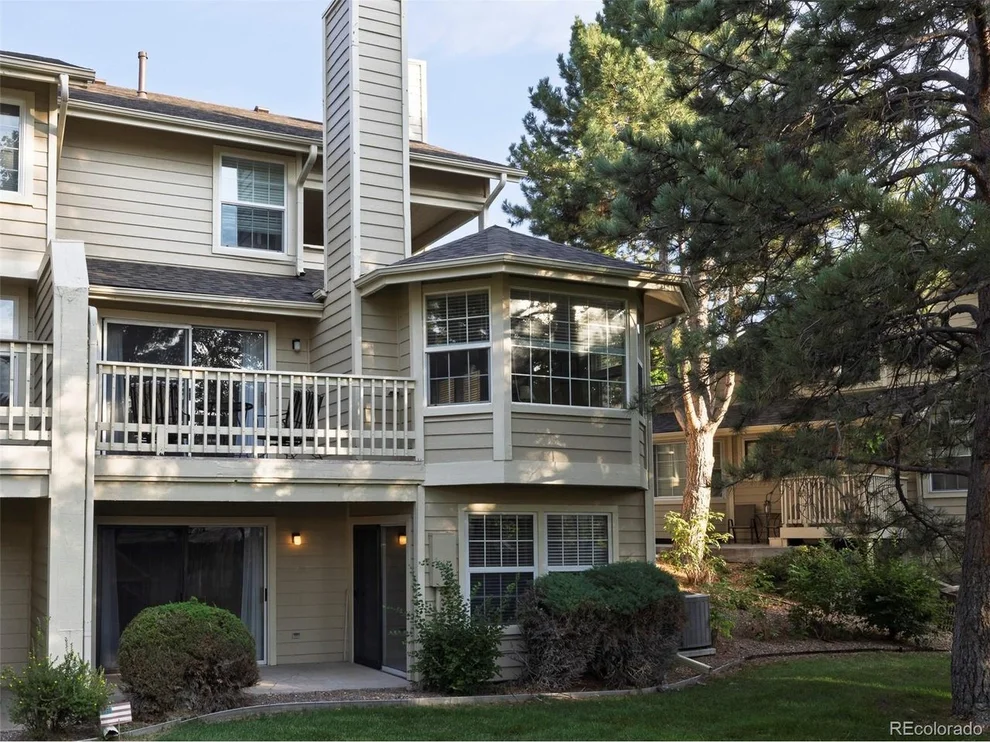 Unit for sale at 8227 S High Ct, Centennial, CO 80122