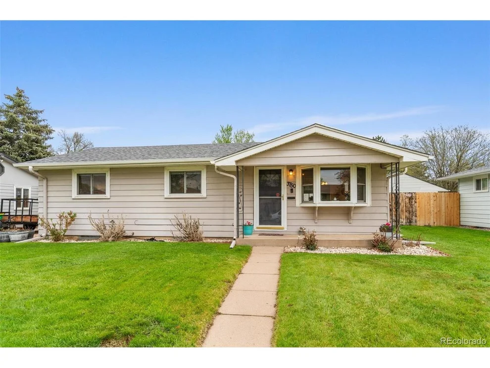 Unit for sale at 3750 S Huron St, Englewood, CO 80110