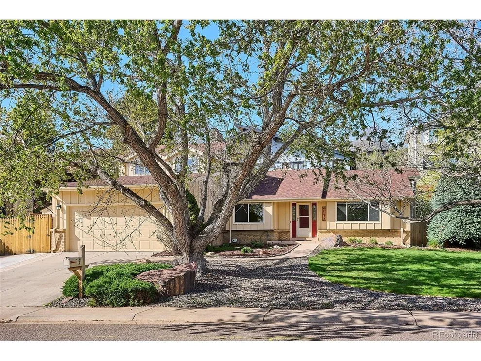 Unit for sale at 14072 W Alaska Dr, Lakewood, CO 80228