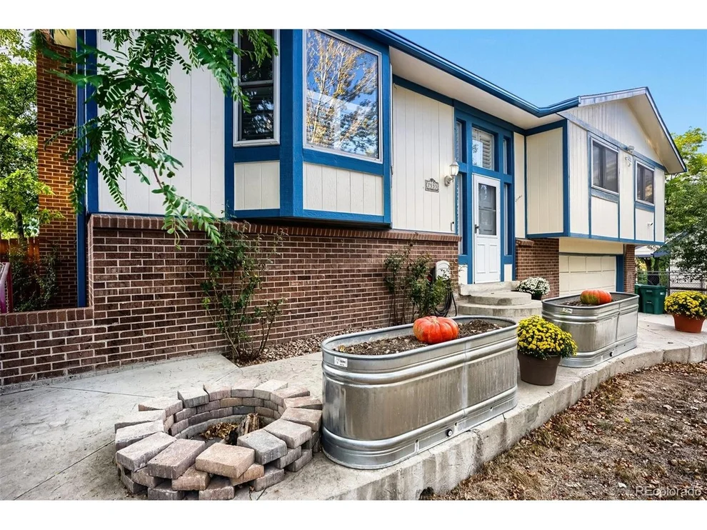 Unit for sale at 7533 W Ottawa Pl, Littleton, CO 80128