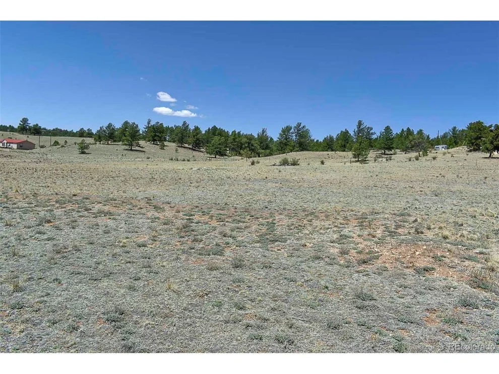 Unit for sale at 1999 Arapaho Trl, Hartsel, CO 80449