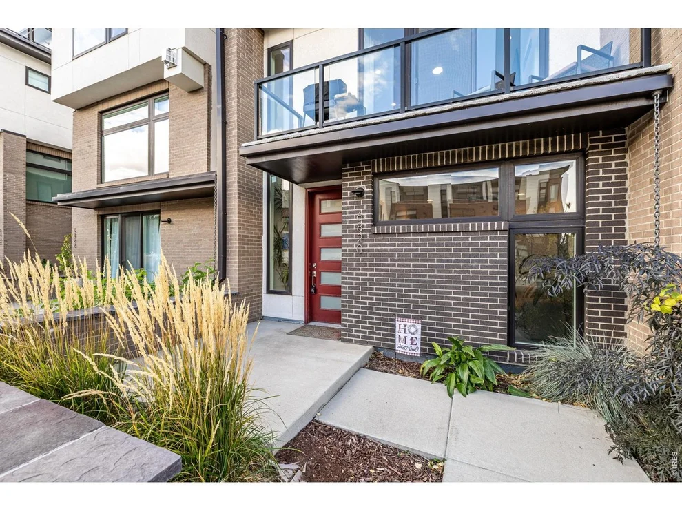 Unit for sale at 6820 E Lowry Blvd, Denver, CO 80230