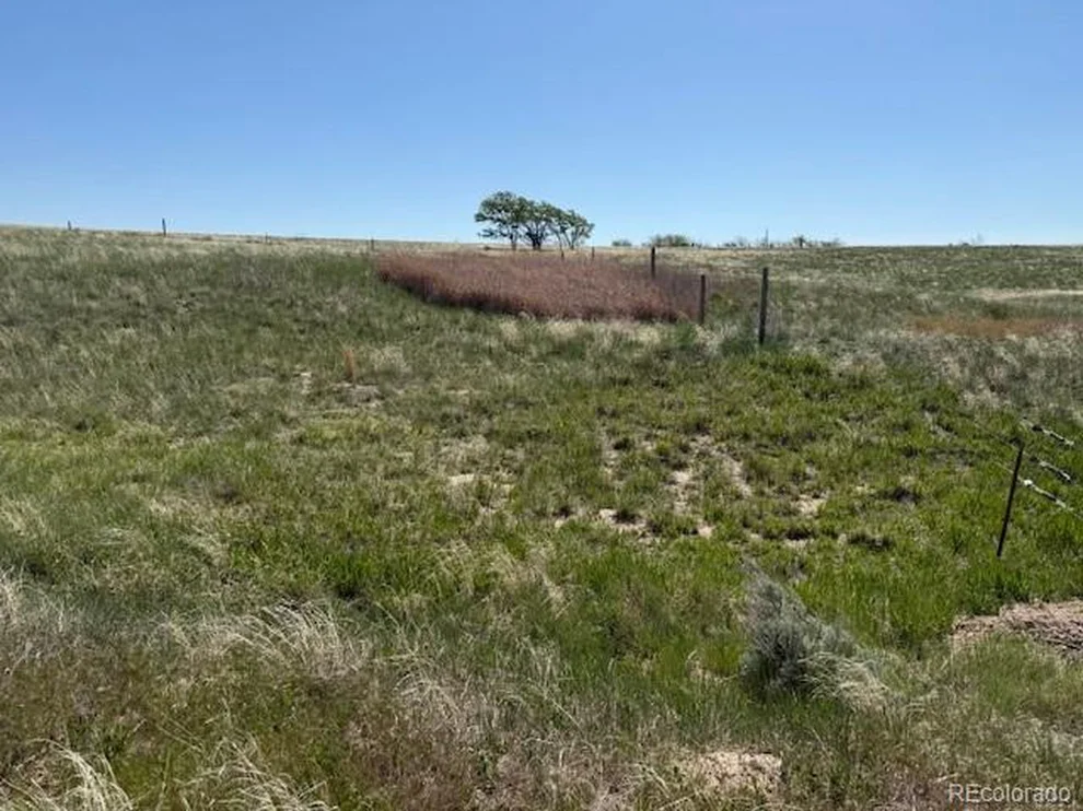 Unit for sale at 36 Arlyn Way, Wray, CO 80758