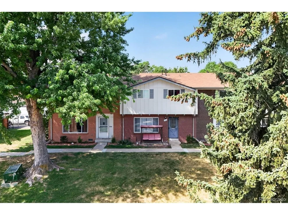 Unit for sale at 614 S Xenon Ct, Lakewood, CO 80228