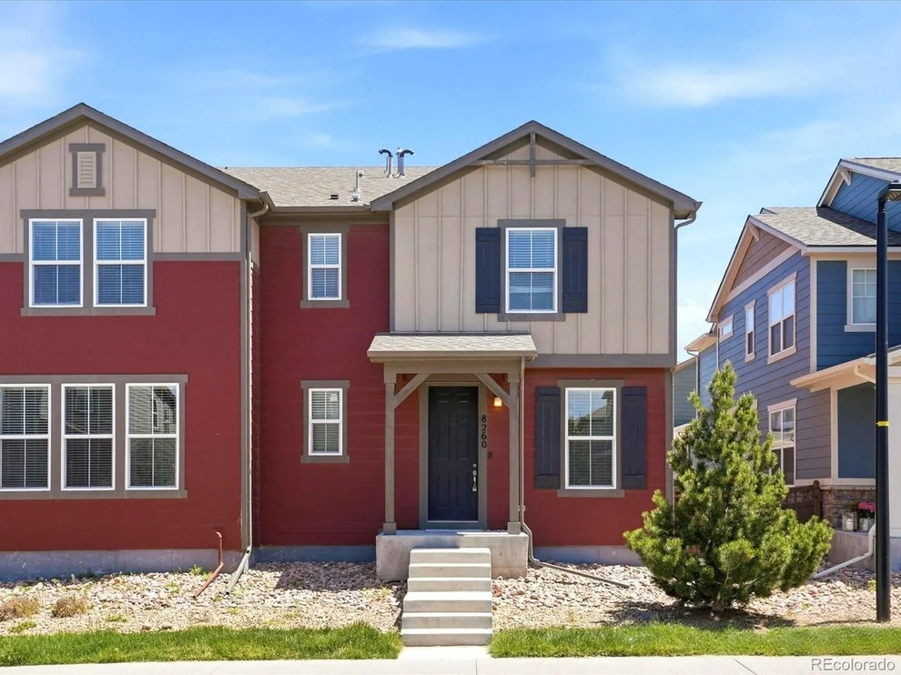 Unit for sale at 8260 S Trails Edge Ct, Centennial, CO 80112