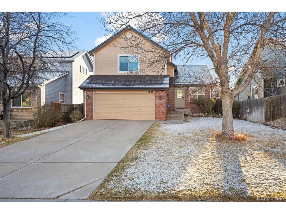 Unit for sale at 2634 S Halifax Ct, Aurora, CO 80013