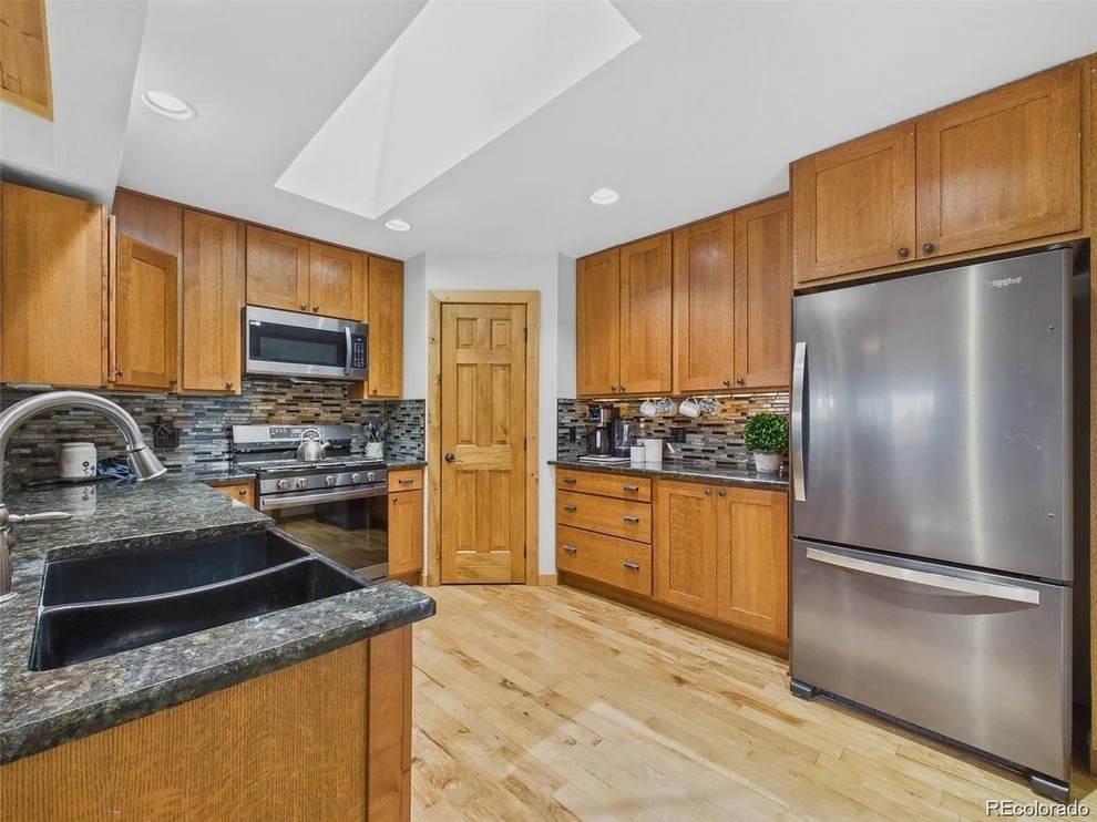 Unit for sale at 6773 Snowshoe Trl, Evergreen, CO 80439
