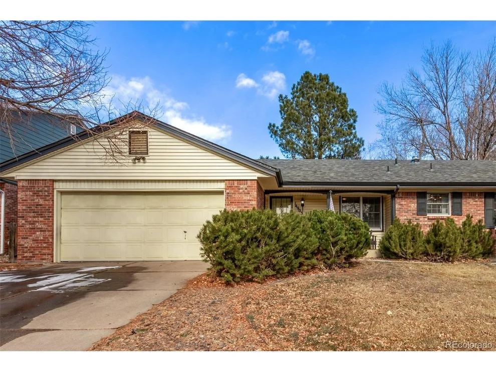 Unit for sale at 14903 E Arkansas Dr, Aurora, CO 80012