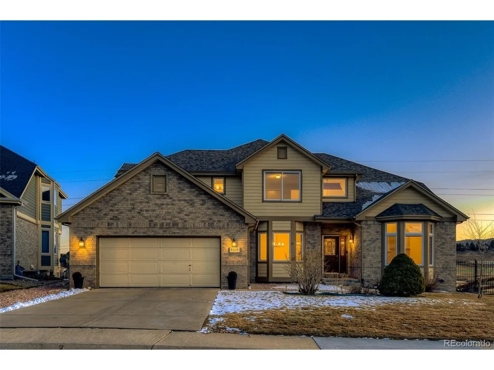 Unit for sale at 6616 S Oak Cir, Littleton, CO 80127