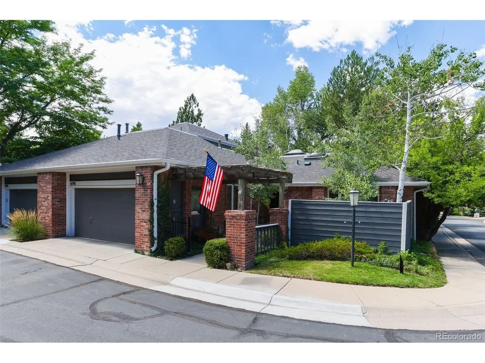 Unit for sale at 4795 E Pinewood Cir, Centennial, CO 80121