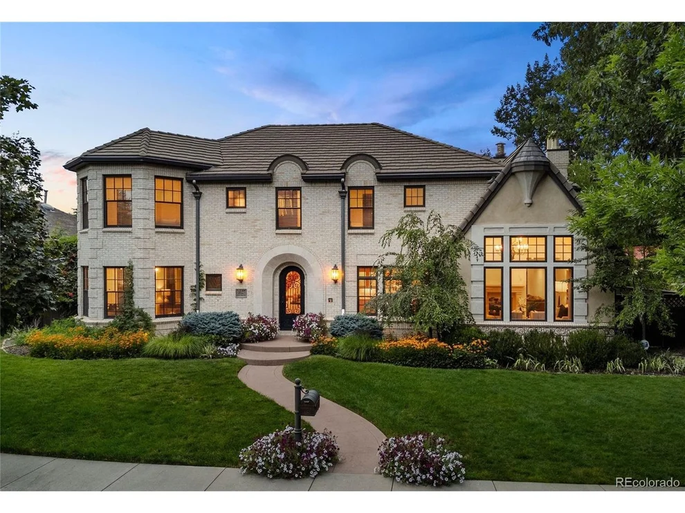 Unit for sale at 1027 S Fillmore Way, Denver, CO 80209