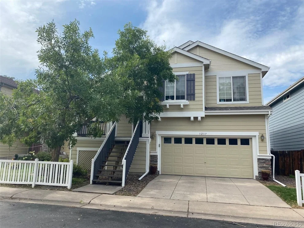 Unit for sale at 1217 S Beeler Ct, Denver, CO 80247